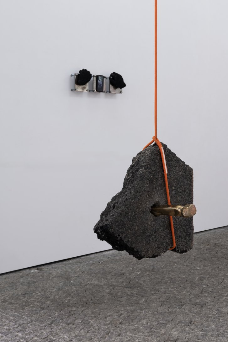 Détail de l’exposition “Iridescence. To set what is fading”, gr_und (Rudy Dumas) © James Verhille